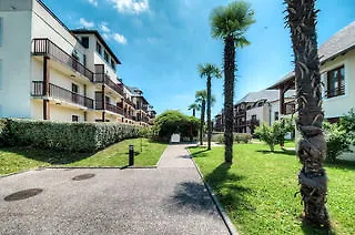 L'acacia 3* Lourdes